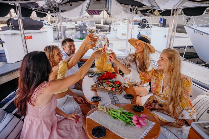 Luxury Shared E-Boat Cruise With Wine, Charcuterie & Sea Lions Spotting - Cancellation Policy: Refund, No Refund, No Changes, Minimum Travelers, Learn More