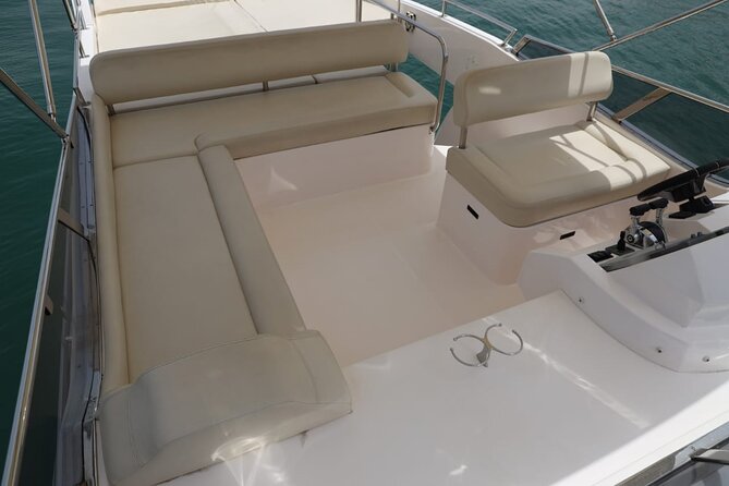 Luxury Yacht Charter : Dubai Marina, Atlantis The Palm & Burj Al Arab - Common Questions