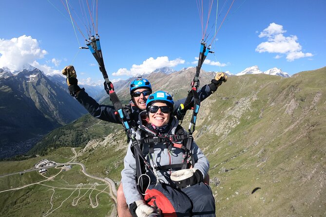 Matterhorn Paragliding Flight in Zermatt (20-25min) - Review Breakdown by Star Rating