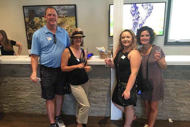 Niagara-On-The-Lake Wine Aft Tour With Cheese From Niagara Falls - Tour Highlights
