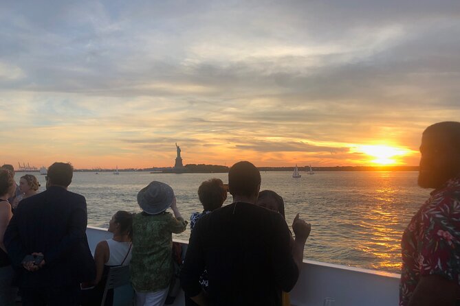 NYC Skyline Night Cruise of Statue Of Liberty & NY Harbor - Tips for a Memorable Night Cruise