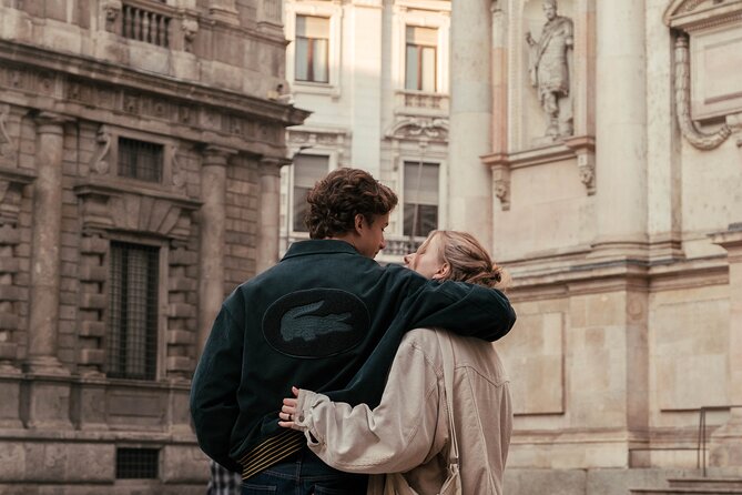 One Hour of Photo Shooting in the Center of Milan - Overview and Whats Included