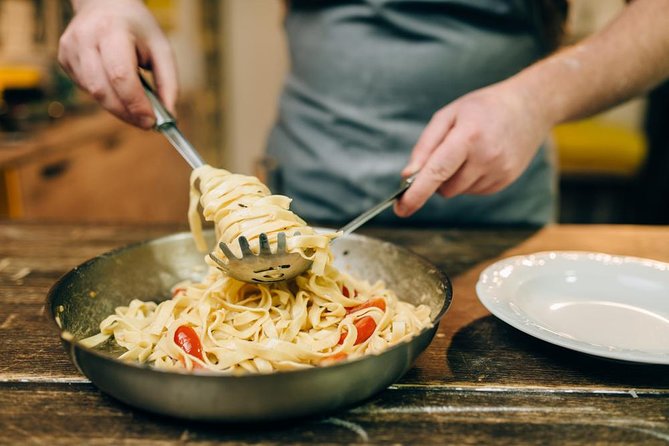 Pasta Fresca Hands-On Cooking Class With a Local in Como - Traveler Reviews and Ratings