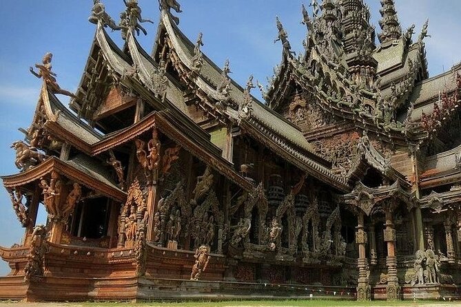 Pattaya City, The Sanctuary Of Truth, & Gems Gallery Shopping Tour - The Sum Up