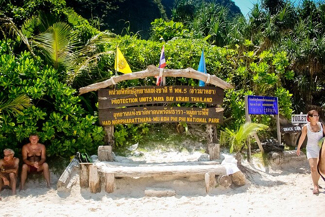 Phi Phi Islands and Bamboo Island by Catamaran - The Sum Up