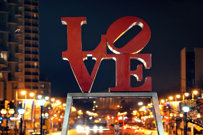 Philadelphia Small Group Night Tour W/Liberty Bell Cheesesteak - Common Questions