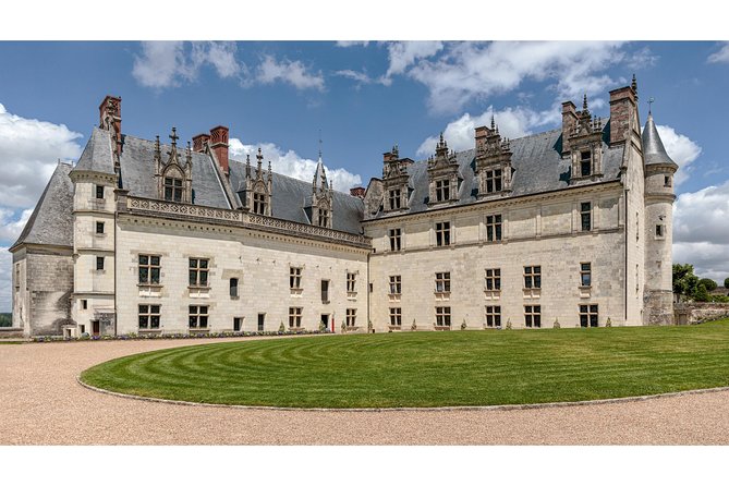 Photography Tour of Château Amboise - Cancellation Policy