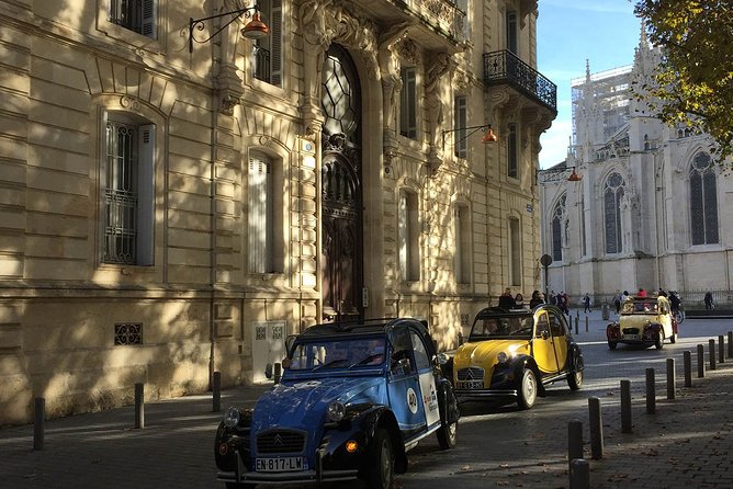Private Bordeaux Tour in a Citroën 2CV With Wine Tasting at a Château - 3h - Expert Tour Guide