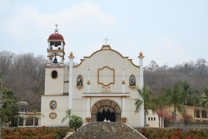 Private City Sightseeing & Shopping Tour With Mezcal Tasting - The Sum Up