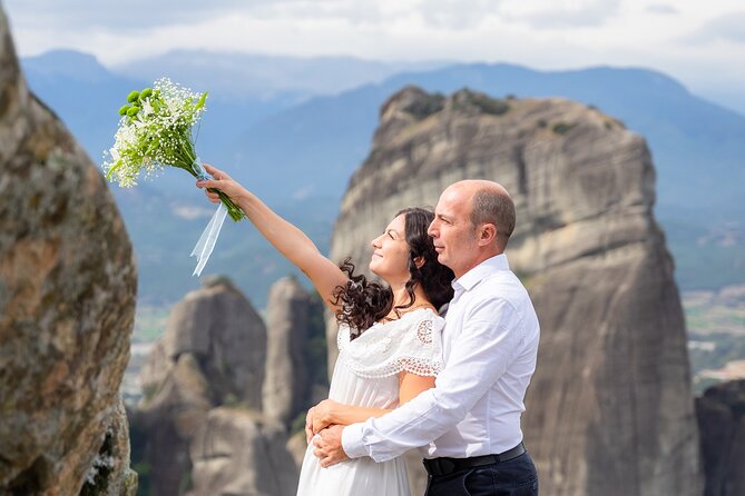 Private Meteora Photo Shoot With a Professional Photographer - Common Questions