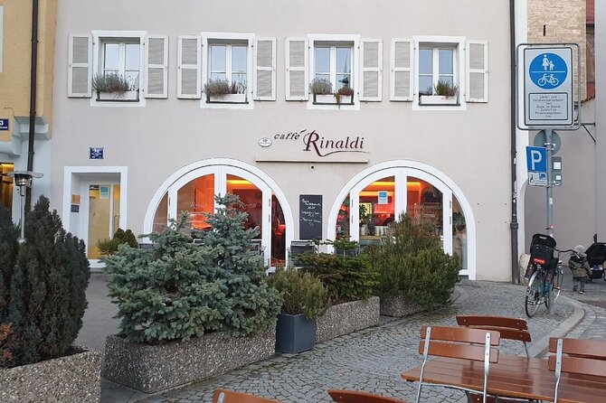 Private Regensburg Tour With Italian Wine and Food Tasting - Pricing and Guarantee