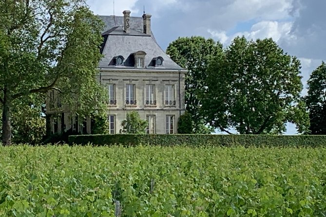 Private Tour and Visits on the Medoc Castle Route (Luxury Minivan) - Common Questions