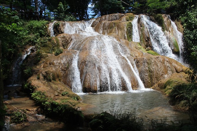 Private Tour to Mayan Palenque Pyramids and Two Waterfalls - The Sum Up