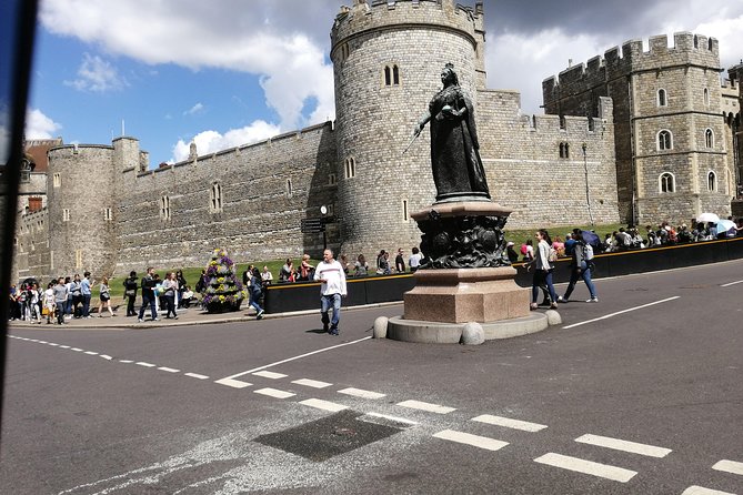 Private Transfer From Gatwick Airport to Southampton Port via Windsor Castle - The Sum Up