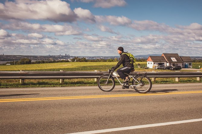 Quebec City :Ebikes Rental ,Wine,Chocolate,Berries and Landscape - Common Questions