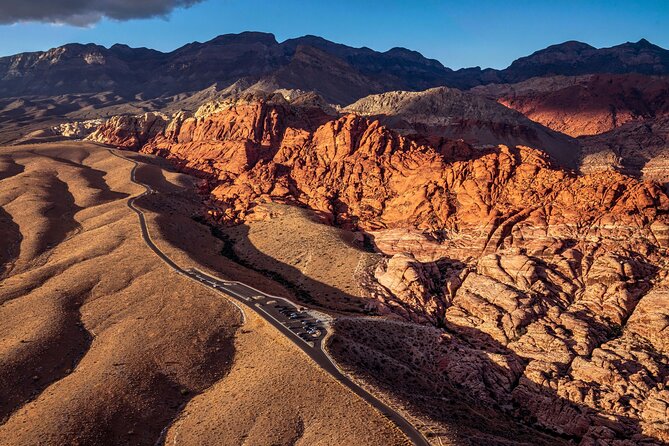 Red Rock Canyon Helicopter Tour With Landing and Champagne Toast - Common Questions