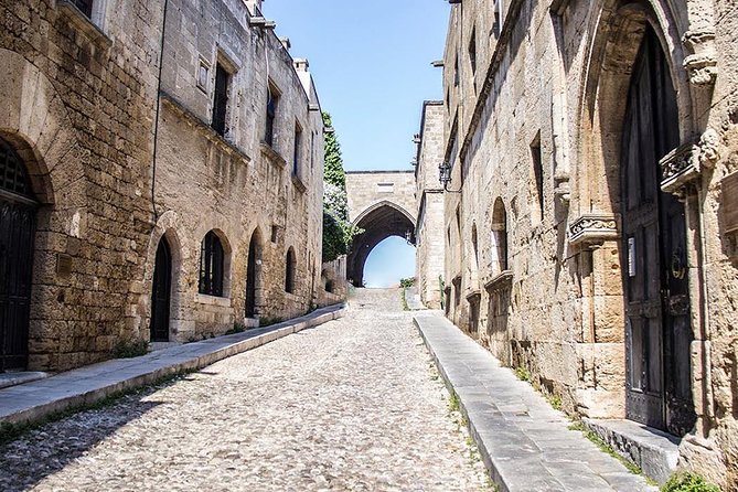 RHODES TOWN TOUR FROM SOUTH RHODES - Half Day Private TOUR - Max 4 People - Tour Overview