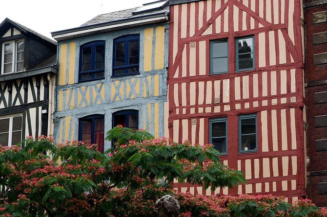 Round-Trip Private Transfer Rouen Airport URO to Rouen by Minivan - Cancellation Policy and Additional Information