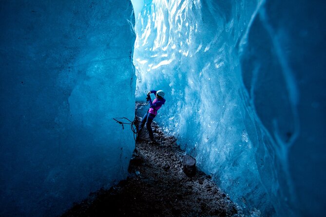 Skaftafell Ice Caving & Glacier Hike - Health and Physical Limitations