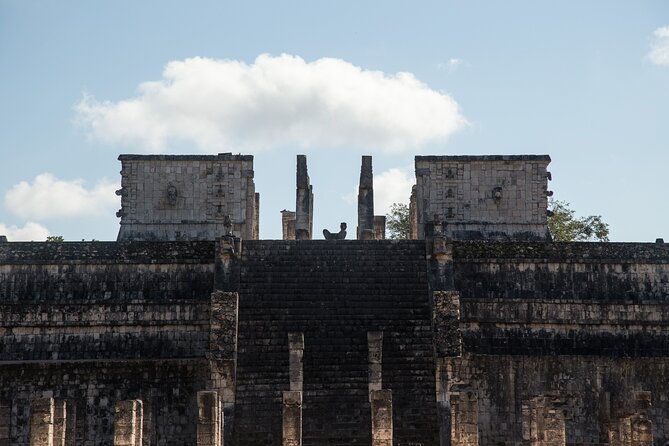 Skip the Line Chichen Itza Private Tour, Sacred Cenote & Lunch - Lunch and Experience in the City of Valladolid