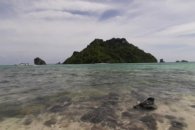 Snorkeling to Krabi 7 Islands Tour by Speedboat Including Sunset BBQ Dinner - Common Questions