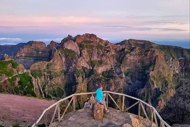 Sunrise Transfer To Pico Do Arieiro, Hike To Pico Ruivo & Return From Teixeira - Common Questions
