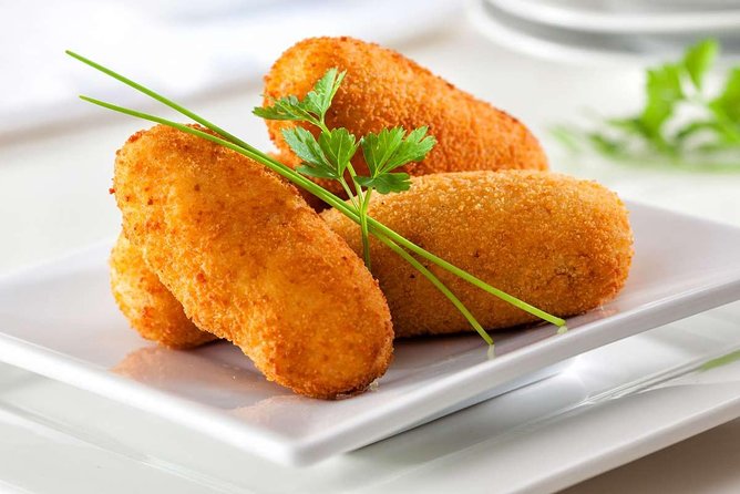 Tapas Tour in Malaga With Flamenco Show - The Sum Up