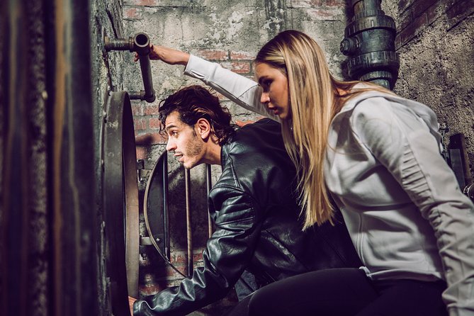 The Escape Game Grapevine: Epic 60-Minute Adventures - Playground Game Experience