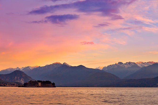 The Magic of a Private Sunset Boat Tour Around the Borromean Islands - Note