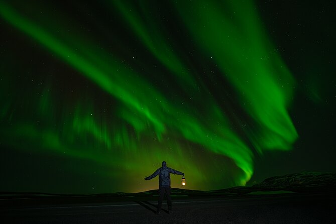 The Ultimate Northern Lights Tour With All Inclusive - Common Questions