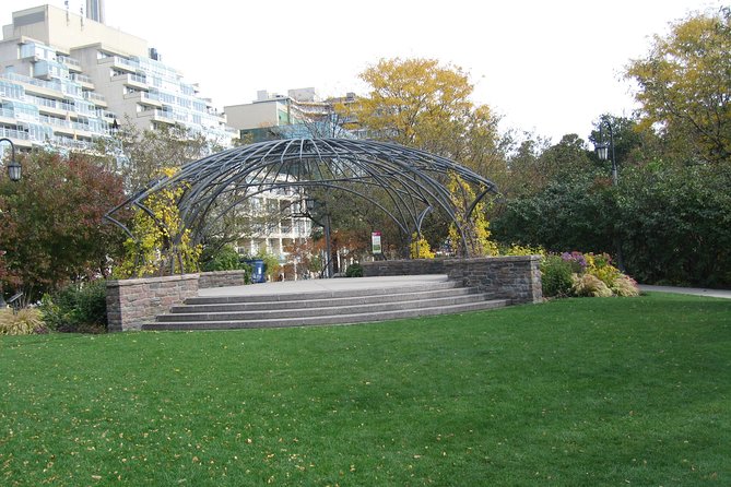 Toronto Downtown Private Walking Tour - The Sum Up