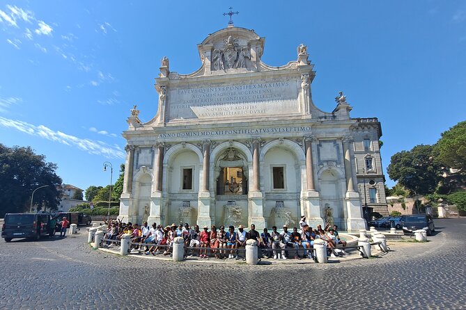 Tour in Rome : a Mix of History - Booking Information and Availability