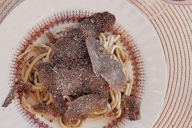 Truffle Hunting on Lake Bracciano With Lunch - Booking and Practical Information
