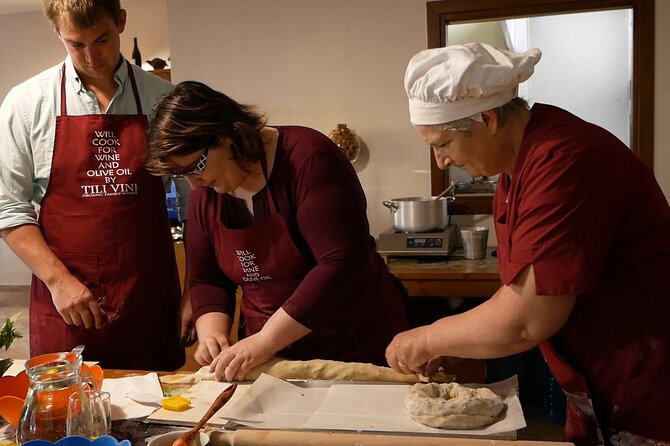 Umbrian Regional and Traditional Cooking Class With Lunch in Assisi - Directions and Product Code for Booking the Experience