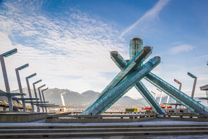 Vancouver City Sightseeing Tour: Granville Island & Stanley Park - Customer Reviews and Tour Guide Appreciation