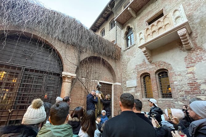 Verona Small Group Walking Tour With Cable Car and Arena Tickets - The Sum Up