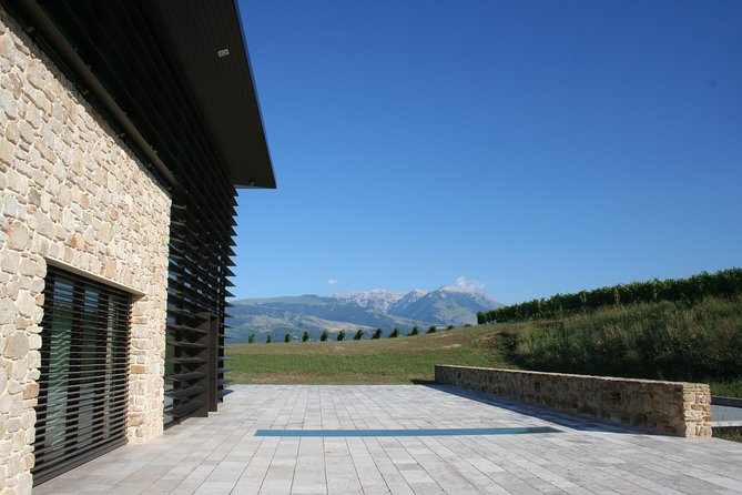 Visit to the Podere Castorani Winery and Wine and Food Tasting - Common Questions