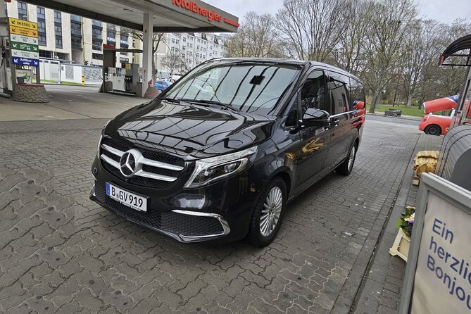 8 Hours Mercedes-Benz V-Class at Disposal in Berlin - Good To Know