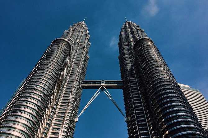 *17 or 19 Hrs Kuala Lumpur Van Tour From Singapore W Tour Guide - Common Questions