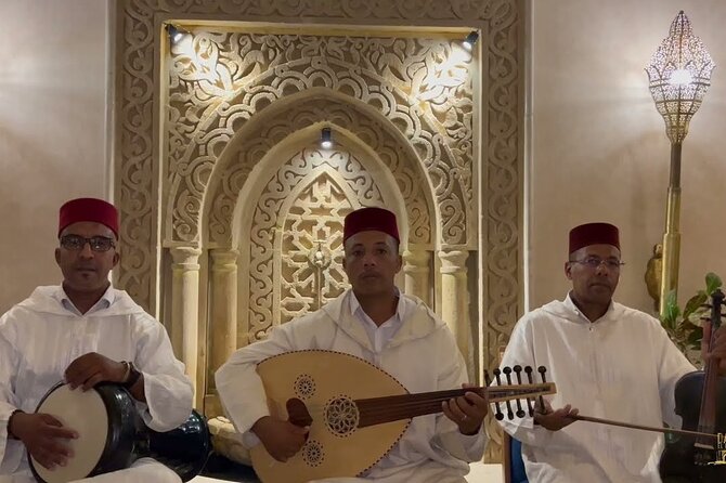 Casablanca City Night Tour and Traditional Moroccan Dinner - Common Questions