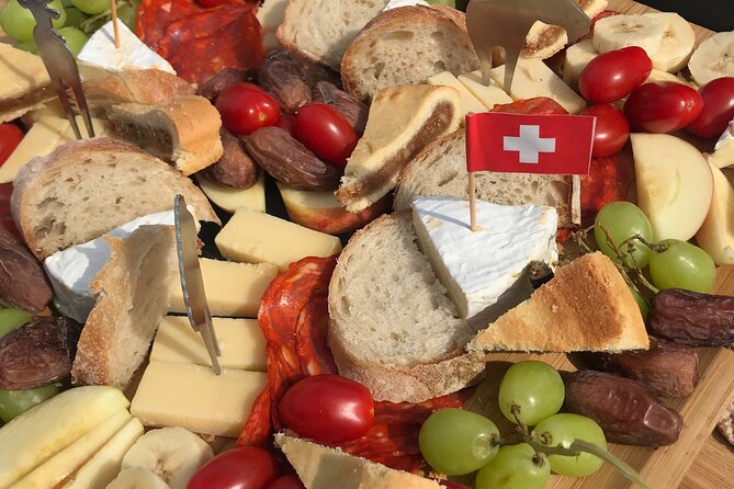 Cheese Fondue by Boat on Lake Thun, Interlaken - Common Questions