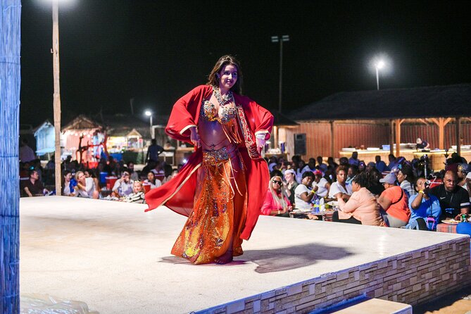 Dinner in the Desert Dinner & Traditional Show in the Desert: 6-Hour Tour - Food and Dining Experience