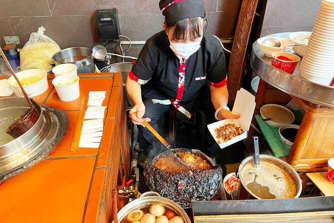 【Local Taiwanese Specialty】Tu Hsiao Yueh – Taipei Zhongxiao Store - The Sum Up