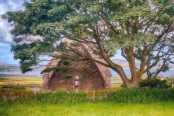 Full Day Private Cultural Tour in Dingle Peninsula - Inclusions and Amenities