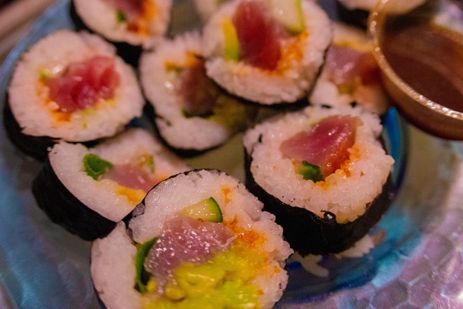 Honolulus Best Lunch Time Walking Food Tour - Meeting and Pickup Information