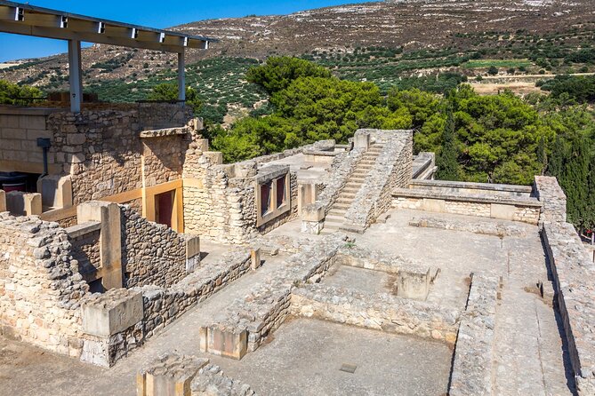 Knossos Palace and Heraklion Guided Tour With Transport - Common Questions