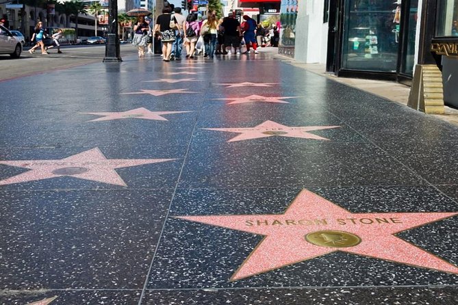 Los Angeles Private Half-Day Limousine Tour  - Santa Monica - Common Questions