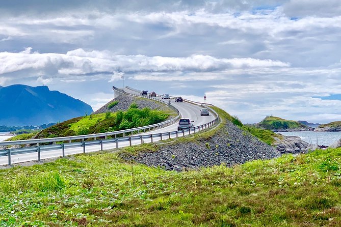 Molde - Atlantic Road Private Sightseeing Tour - The Sum Up