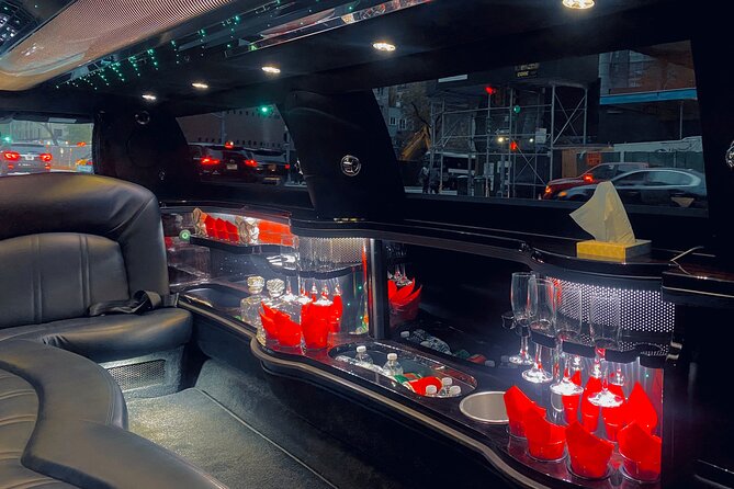 Newark International Airport Stretch Limousine Service - Meeting and Pickup Details