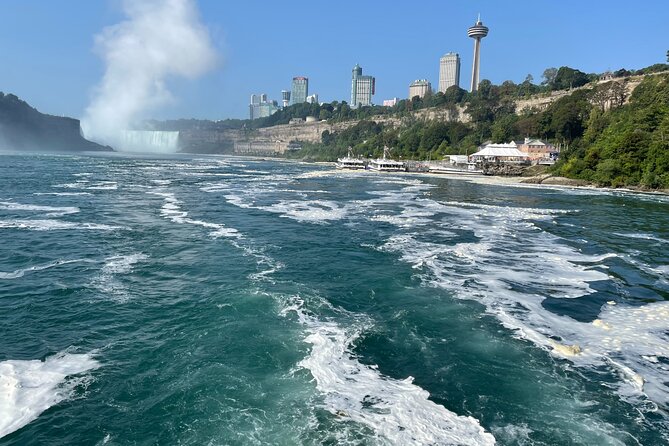 Niagara Falls Winter Wonderland and Cave of the Winds Ticket - Common Questions